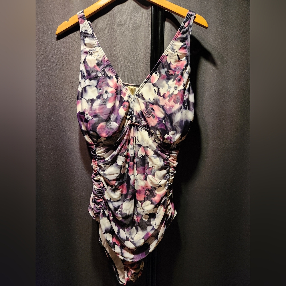 Elegant Floral Swimsuit